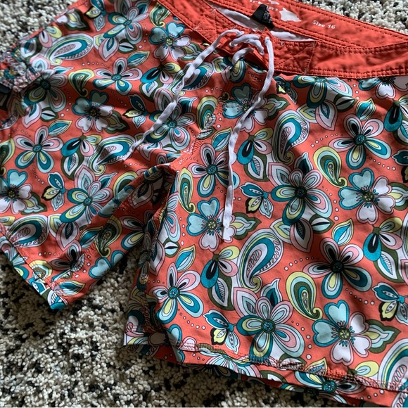 Maui Rippers Orange Abstract Floral Print Lightweight Stretch Board Shorts 16 - Picture 3 of 12